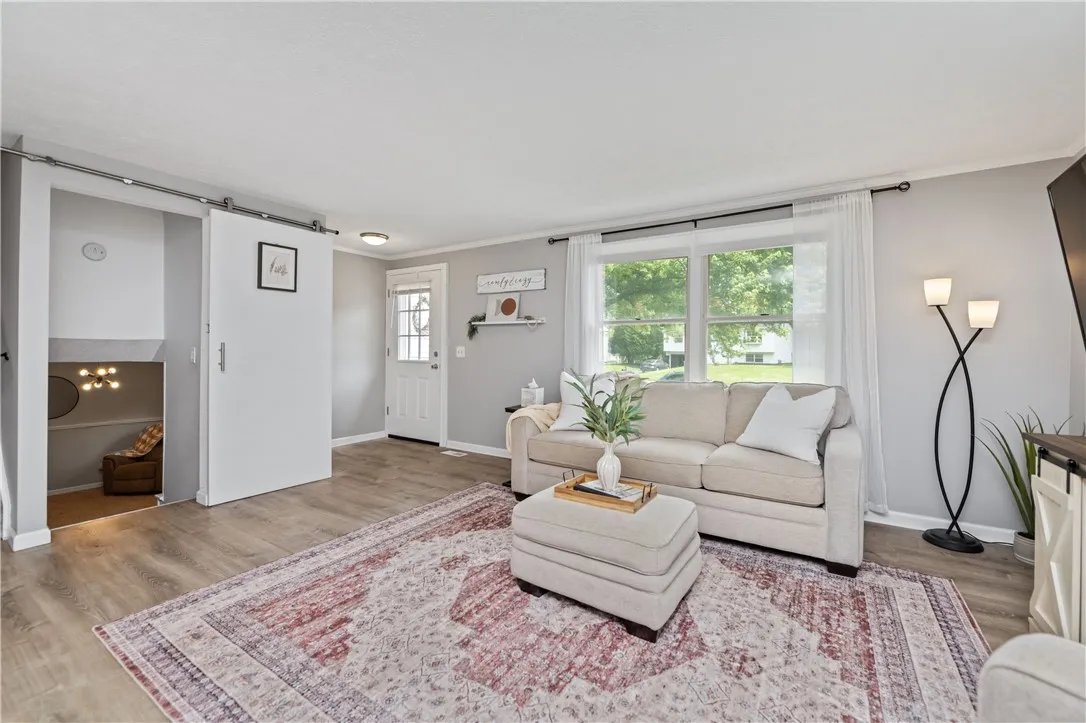 31 Justinshire Drive, Henrietta, New York 14467, Henrietta, New York 14467, 3 Bedrooms Bedrooms, 7 Rooms Rooms,1 BathroomBathrooms,Residential,Closed,31 Justinshire Drive, Henrietta, New York 14467,0,R1614933