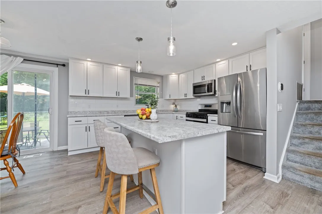 31 Justinshire Drive, Henrietta, New York 14467, Henrietta, New York 14467, 3 Bedrooms Bedrooms, 7 Rooms Rooms,1 BathroomBathrooms,Residential,Closed,31 Justinshire Drive, Henrietta, New York 14467,0,R1614933