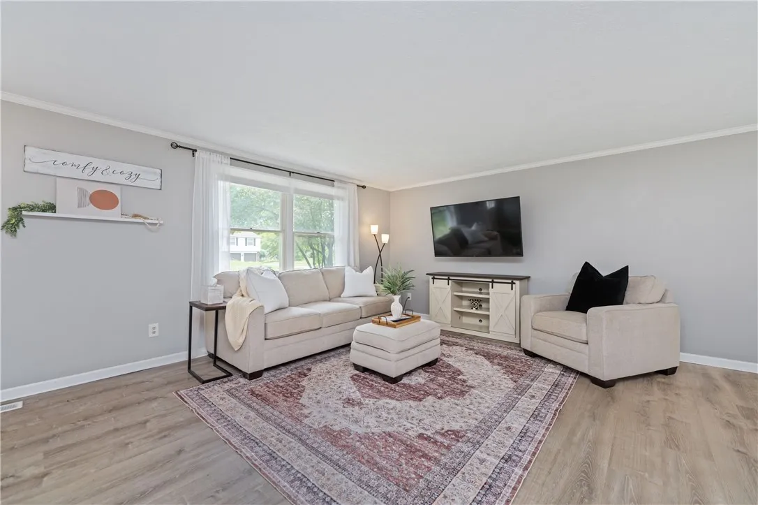31 Justinshire Drive, Henrietta, New York 14467, Henrietta, New York 14467, 3 Bedrooms Bedrooms, 7 Rooms Rooms,1 BathroomBathrooms,Residential,Closed,31 Justinshire Drive, Henrietta, New York 14467,0,R1614933