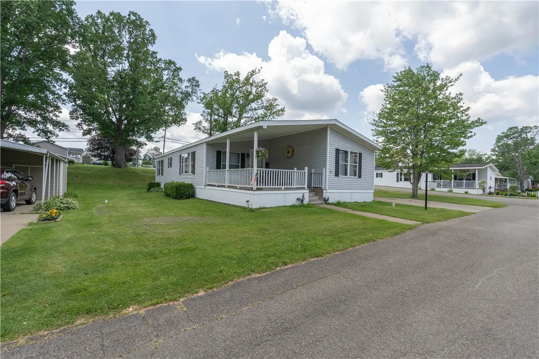 10 Hickory Street, Bath, New York 14810, Bath, New York 14810, 3 Bedrooms Bedrooms, 5 Rooms Rooms,2 BathroomsBathrooms,Residential,For Sale,10 Hickory Street, Bath, New York 14810,0,R1616971