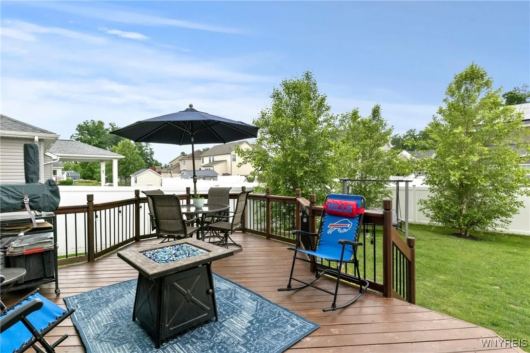 Large Back Deck Off of Dining Room Sliding Glass Doors