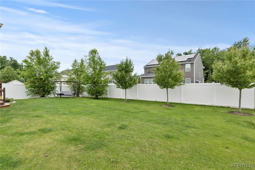 2360 Agassiz Drive, Hamburg, New York 14085, Hamburg, New York 14085, 3 Bedrooms Bedrooms, 11 Rooms Rooms,2 BathroomsBathrooms,Residential,For Sale,2360 Agassiz Drive, Hamburg, New York 14085,B1616661