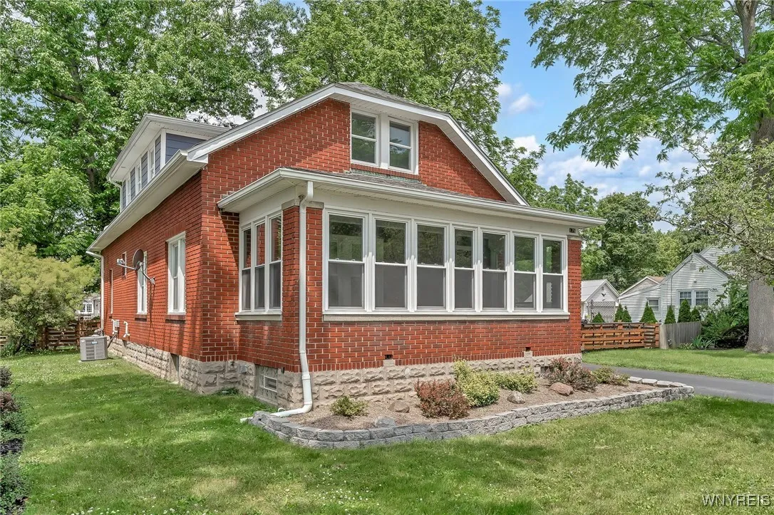 175 Highland Drive, Amherst, New York 14221, Amherst, New York 14221, 4 Bedrooms Bedrooms, 9 Rooms Rooms,2 BathroomsBathrooms,Residential,Closed,175 Highland Drive, Amherst, New York 14221,0,B1617227
