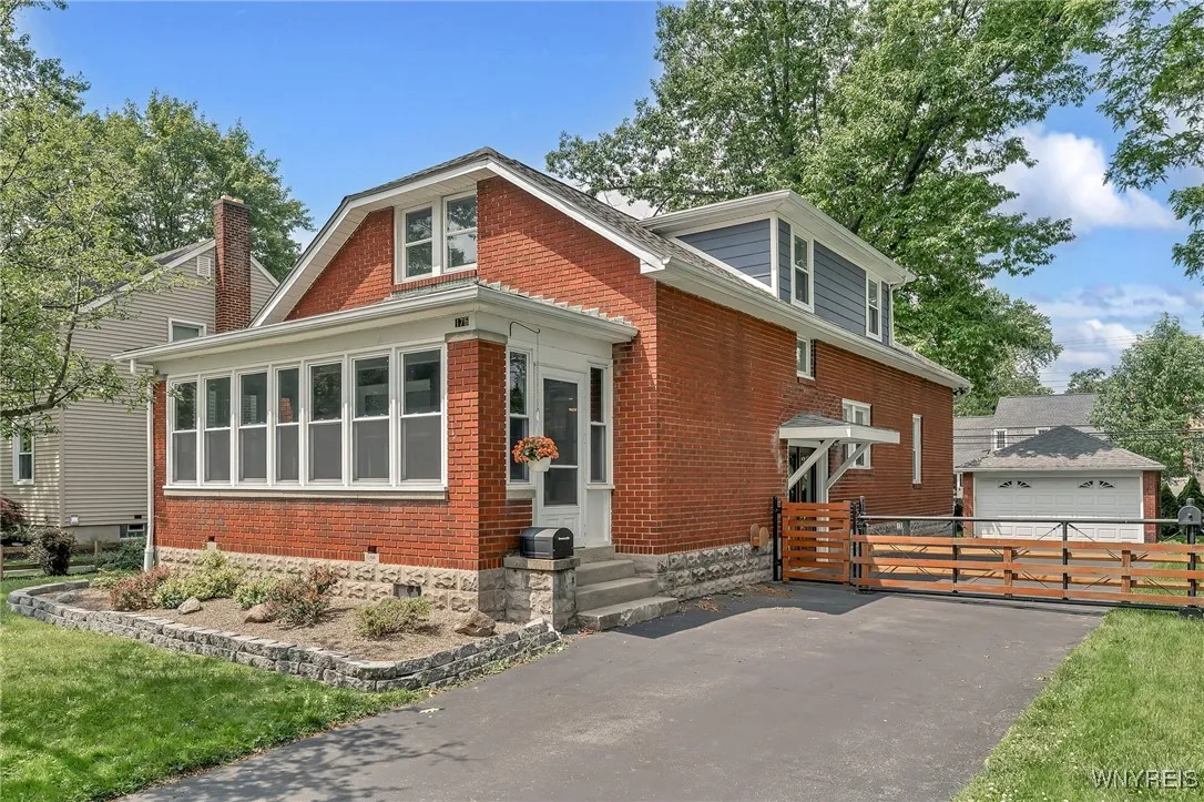 175 Highland Drive, Amherst, New York 14221, Amherst, New York 14221, 4 Bedrooms Bedrooms, 9 Rooms Rooms,2 BathroomsBathrooms,Residential,Closed,175 Highland Drive, Amherst, New York 14221,0,B1617227