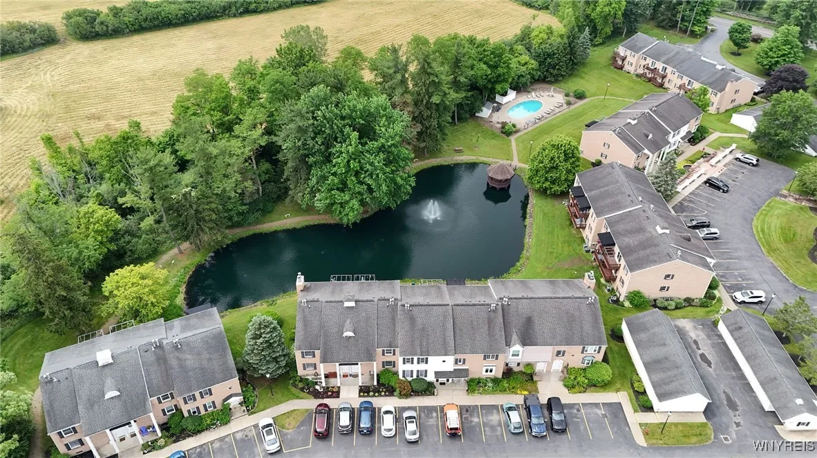 270 Buffalo Road 55, Aurora, New York 14052, Aurora, New York 14052, 2 Bedrooms Bedrooms, 6 Rooms Rooms,1 BathroomBathrooms,Residential,Closed,270 Buffalo Road 55, Aurora, New York 14052,0,B1617229