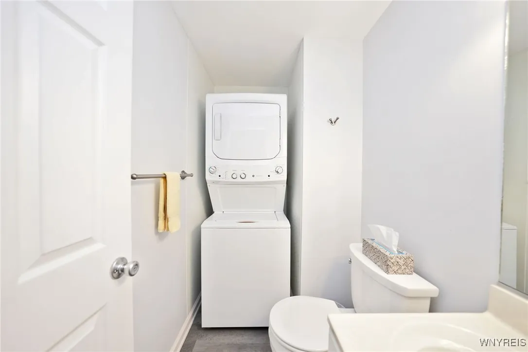 270 Buffalo Road 55, Aurora, New York 14052, Aurora, New York 14052, 2 Bedrooms Bedrooms, 6 Rooms Rooms,1 BathroomBathrooms,Residential,Closed,270 Buffalo Road 55, Aurora, New York 14052,0,B1617229