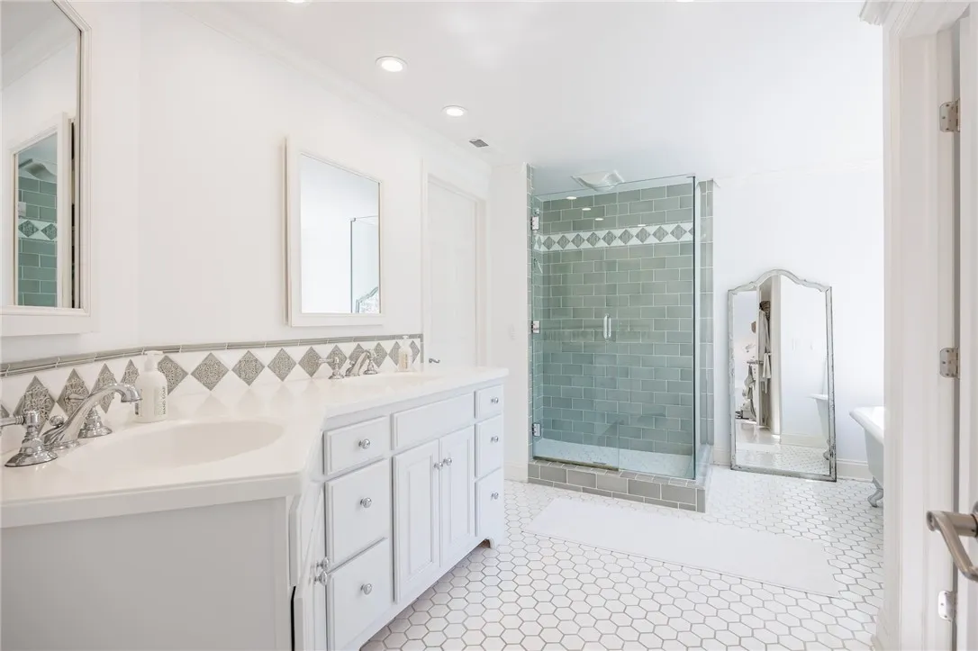 16 Knollwood Drive, Pittsford, New York 14618, Pittsford, New York 14618, 5 Bedrooms Bedrooms, 11 Rooms Rooms,4 BathroomsBathrooms,Residential,Closed,16 Knollwood Drive, Pittsford, New York 14618,0,R1617222