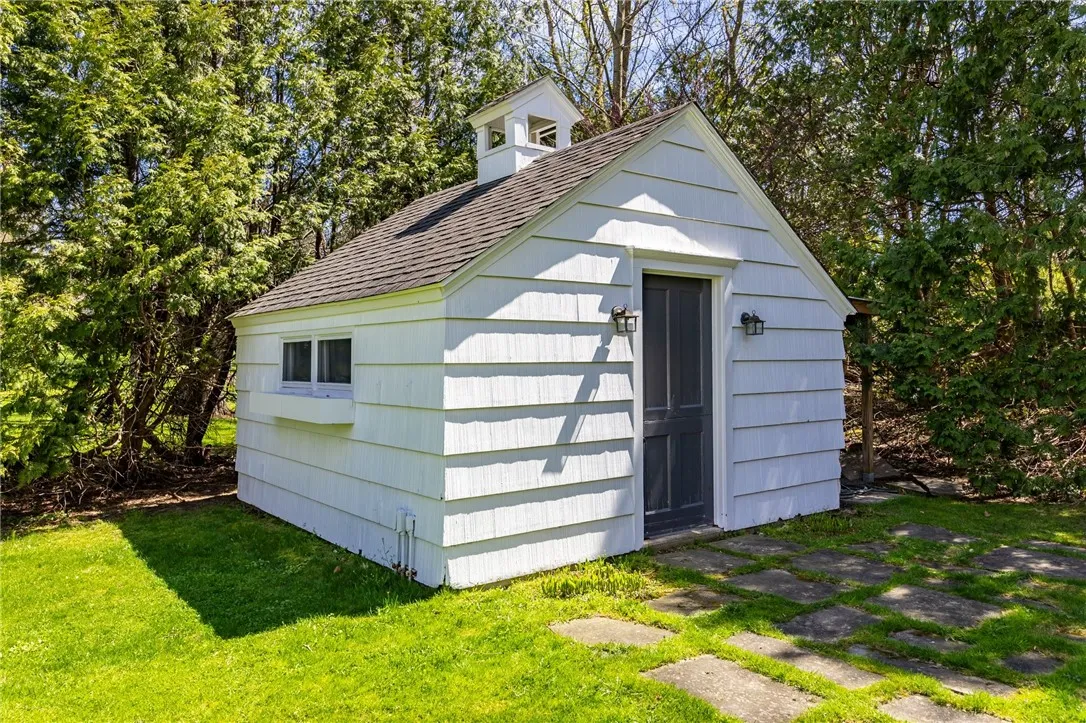 16 Knollwood Drive, Pittsford, New York 14618, Pittsford, New York 14618, 5 Bedrooms Bedrooms, 11 Rooms Rooms,4 BathroomsBathrooms,Residential,Closed,16 Knollwood Drive, Pittsford, New York 14618,0,R1617222