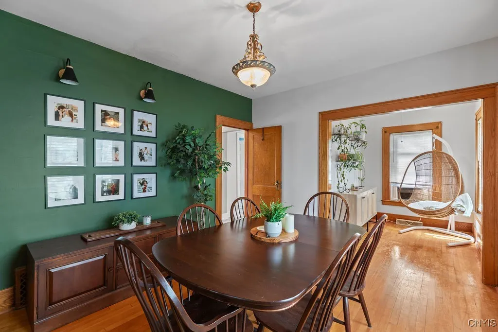 133 Bryant Avenue, Syracuse, New York 13204, Syracuse, New York 13204, 4 Bedrooms Bedrooms, 12 Rooms Rooms,2 BathroomsBathrooms,Residential,Closed,133 Bryant Avenue, Syracuse, New York 13204,0,S1617117