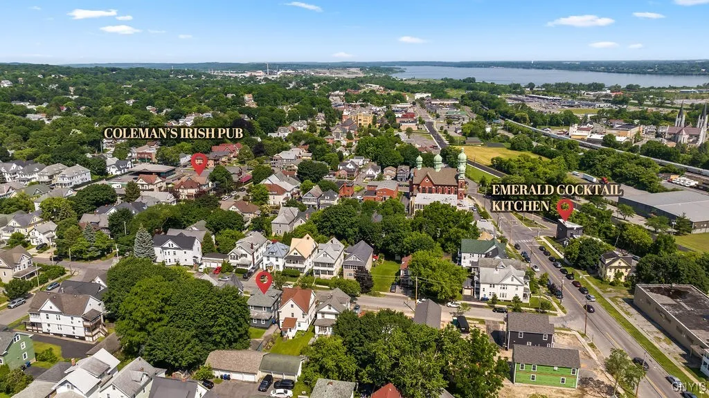 133 Bryant Avenue, Syracuse, New York 13204, Syracuse, New York 13204, 4 Bedrooms Bedrooms, 12 Rooms Rooms,2 BathroomsBathrooms,Residential,Closed,133 Bryant Avenue, Syracuse, New York 13204,0,S1617117