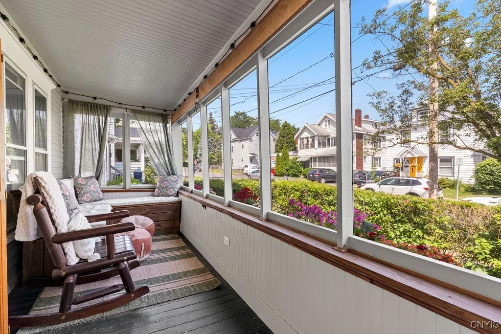 133 Bryant Avenue, Syracuse, New York 13204, Syracuse, New York 13204, 4 Bedrooms Bedrooms, 12 Rooms Rooms,2 BathroomsBathrooms,Residential,Closed,133 Bryant Avenue, Syracuse, New York 13204,0,S1617117