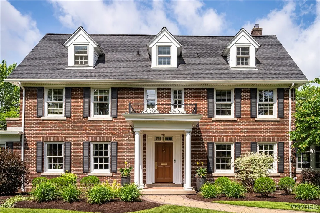 636 Lebrun Road, Amherst, New York 14226, Amherst, New York 14226, 4 Bedrooms Bedrooms, 21 Rooms Rooms,3 BathroomsBathrooms,Residential,Closed,636 Lebrun Road, Amherst, New York 14226,B1615715