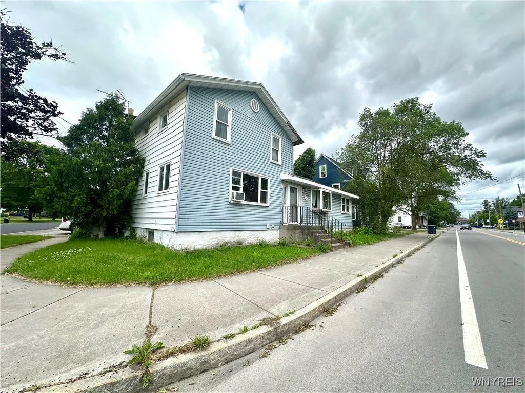 914 South Main Street, Shelby, New York 14103, Shelby, New York 14103, 4 Bedrooms Bedrooms, 11 Rooms Rooms,2 BathroomsBathrooms,Residential,Closed,914 South Main Street, Shelby, New York 14103,0,B1616836