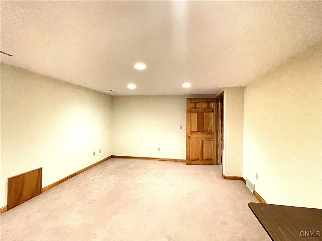 4589 Stoneledge Lane, Manlius, New York 13104, Manlius, New York 13104, 7 Bedrooms Bedrooms, 16 Rooms Rooms,2 BathroomsBathrooms,Residential,Closed,4589 Stoneledge Lane, Manlius, New York 13104,0,S1617421