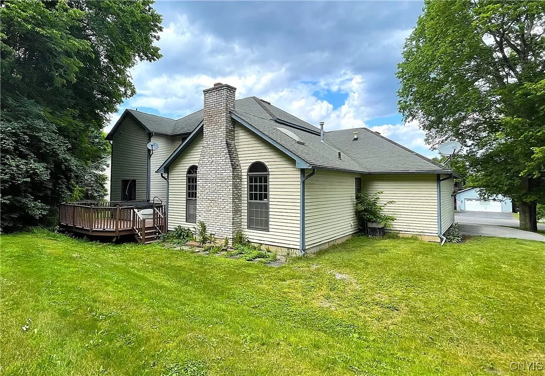 4589 Stoneledge Lane, Manlius, New York 13104, Manlius, New York 13104, 7 Bedrooms Bedrooms, 16 Rooms Rooms,2 BathroomsBathrooms,Residential,Closed,4589 Stoneledge Lane, Manlius, New York 13104,0,S1617421