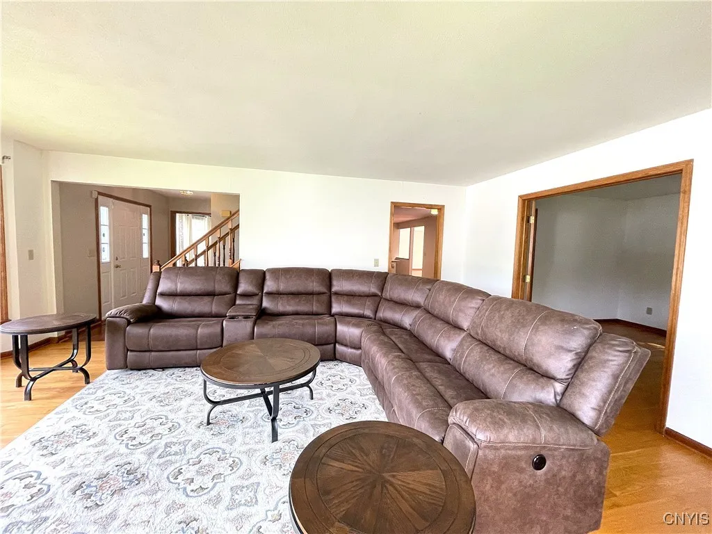 4589 Stoneledge Lane, Manlius, New York 13104, Manlius, New York 13104, 7 Bedrooms Bedrooms, 16 Rooms Rooms,2 BathroomsBathrooms,Residential,Closed,4589 Stoneledge Lane, Manlius, New York 13104,0,S1617421