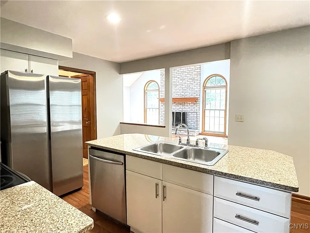 4589 Stoneledge Lane, Manlius, New York 13104, Manlius, New York 13104, 7 Bedrooms Bedrooms, 16 Rooms Rooms,2 BathroomsBathrooms,Residential,Closed,4589 Stoneledge Lane, Manlius, New York 13104,0,S1617421