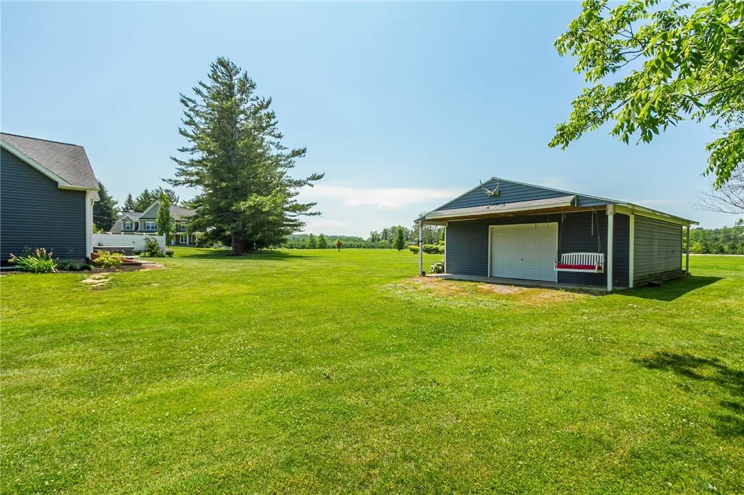4424 Lake Road, Williamson, New York 14589, Williamson, New York 14589, 3 Bedrooms Bedrooms, 12 Rooms Rooms,2 BathroomsBathrooms,Residential,Closed,4424 Lake Road, Williamson, New York 14589,0,R1616288