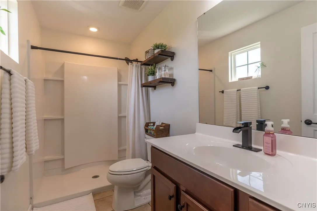 4459 Pace Lane, Clay, New York 13041, Clay, New York 13041, 3 Bedrooms Bedrooms, 7 Rooms Rooms,2 BathroomsBathrooms,Residential,Closed,4459 Pace Lane, Clay, New York 13041,0,S1616157