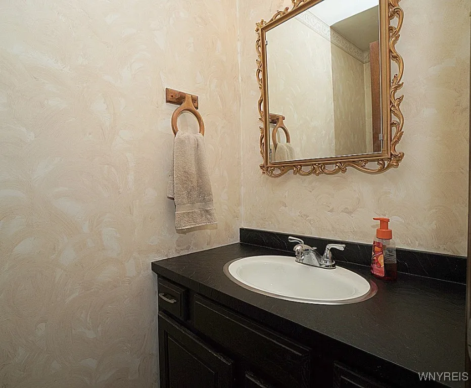 394 Wingate Place, Porter, New York 14174, Porter, New York 14174, 3 Bedrooms Bedrooms, 7 Rooms Rooms,1 BathroomBathrooms,Residential,Closed,394 Wingate Place, Porter, New York 14174,B1617408