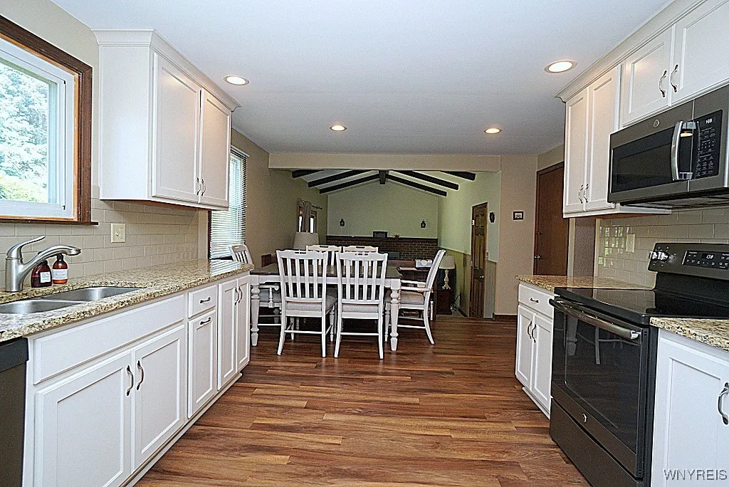 394 Wingate Place, Porter, New York 14174, Porter, New York 14174, 3 Bedrooms Bedrooms, 7 Rooms Rooms,1 BathroomBathrooms,Residential,Closed,394 Wingate Place, Porter, New York 14174,B1617408
