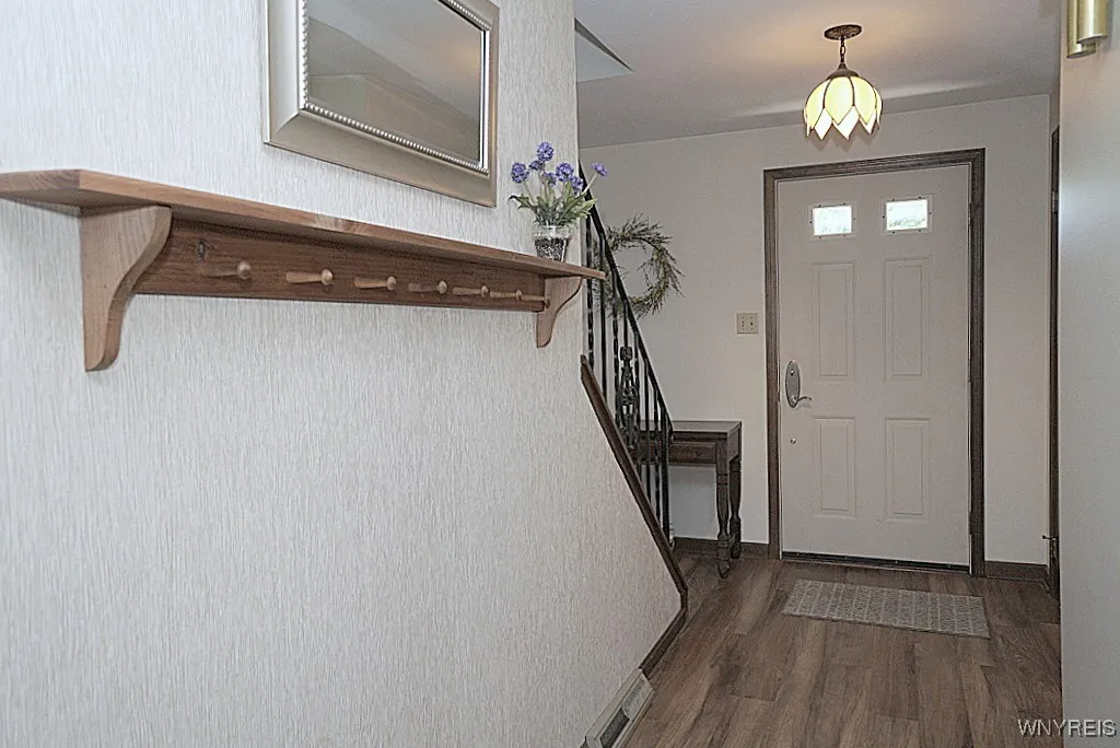 394 Wingate Place, Porter, New York 14174, Porter, New York 14174, 3 Bedrooms Bedrooms, 7 Rooms Rooms,1 BathroomBathrooms,Residential,Closed,394 Wingate Place, Porter, New York 14174,B1617408