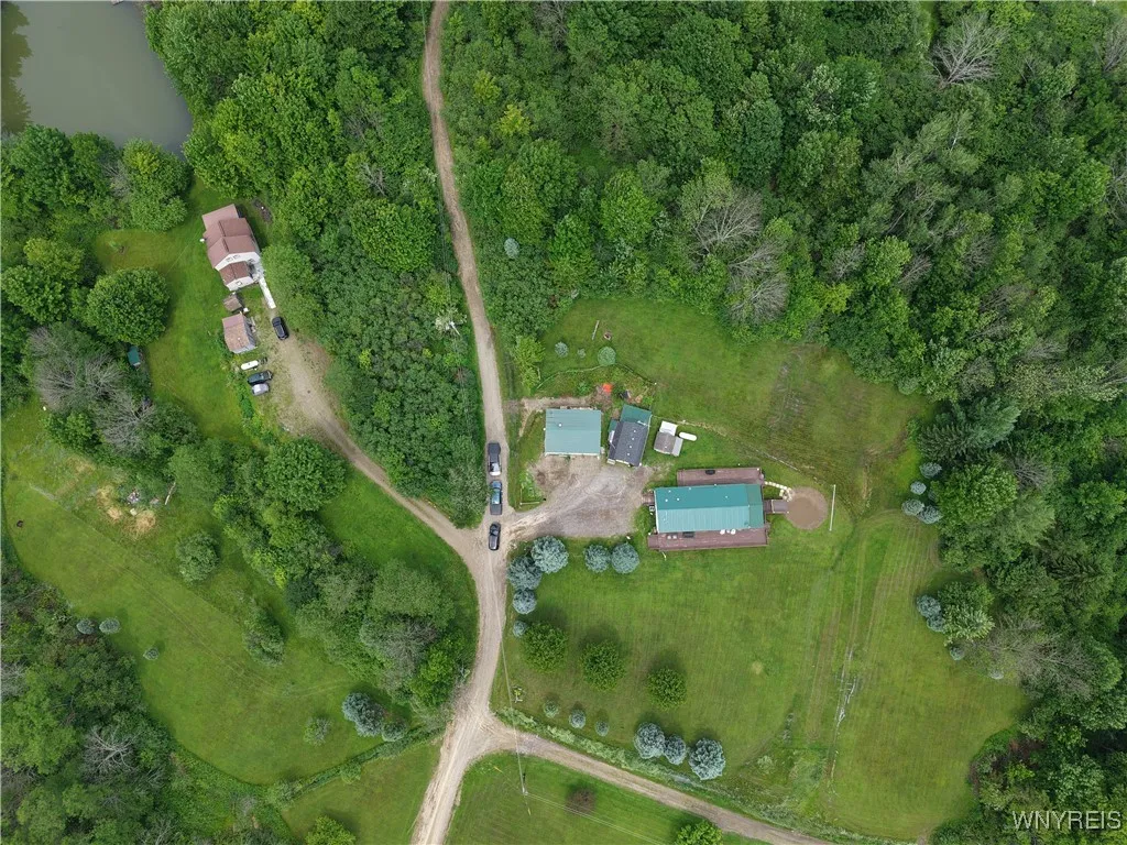 2334 Holliday Lane, Franklinville, New York 14737, Franklinville, New York 14737, 3 Bedrooms Bedrooms, 6 Rooms Rooms,2 BathroomsBathrooms,Residential,Closed,2334 Holliday Lane, Franklinville, New York 14737,0,B1616810