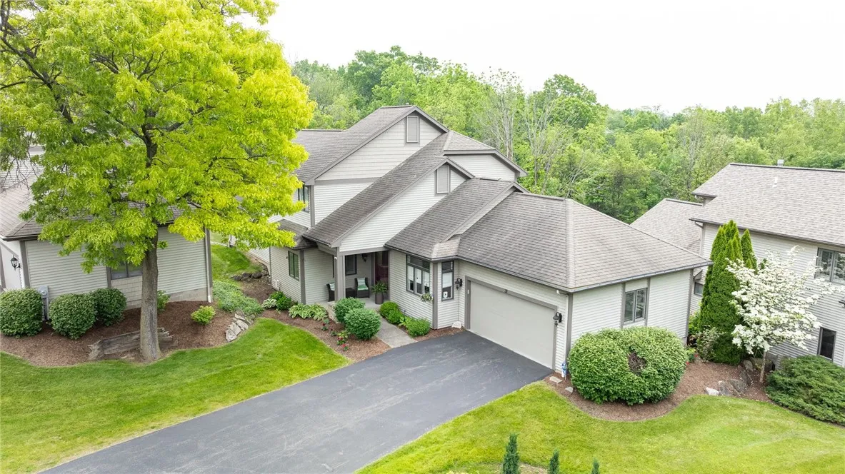 31 Spruce Rdg, Perinton, New York 14450, Perinton, New York 14450, 4 Bedrooms Bedrooms, 10 Rooms Rooms,3 BathroomsBathrooms,Residential,Closed,31 Spruce Rdg, Perinton, New York 14450,R1615547