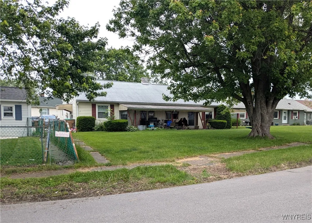 21 Donlen Drive 19, Cheektowaga, New York 14225, Cheektowaga, New York 14225, 4 Bedrooms Bedrooms, ,2 BathroomsBathrooms,Residential,Closed,21 Donlen Drive 19, Cheektowaga, New York 14225,0,B1598644