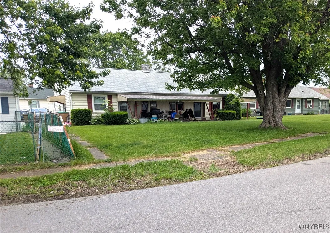 21 Donlen Drive 19, Cheektowaga, New York 14225, Cheektowaga, New York 14225, 4 Bedrooms Bedrooms, ,2 BathroomsBathrooms,Residential,Closed,21 Donlen Drive 19, Cheektowaga, New York 14225,0,B1598644