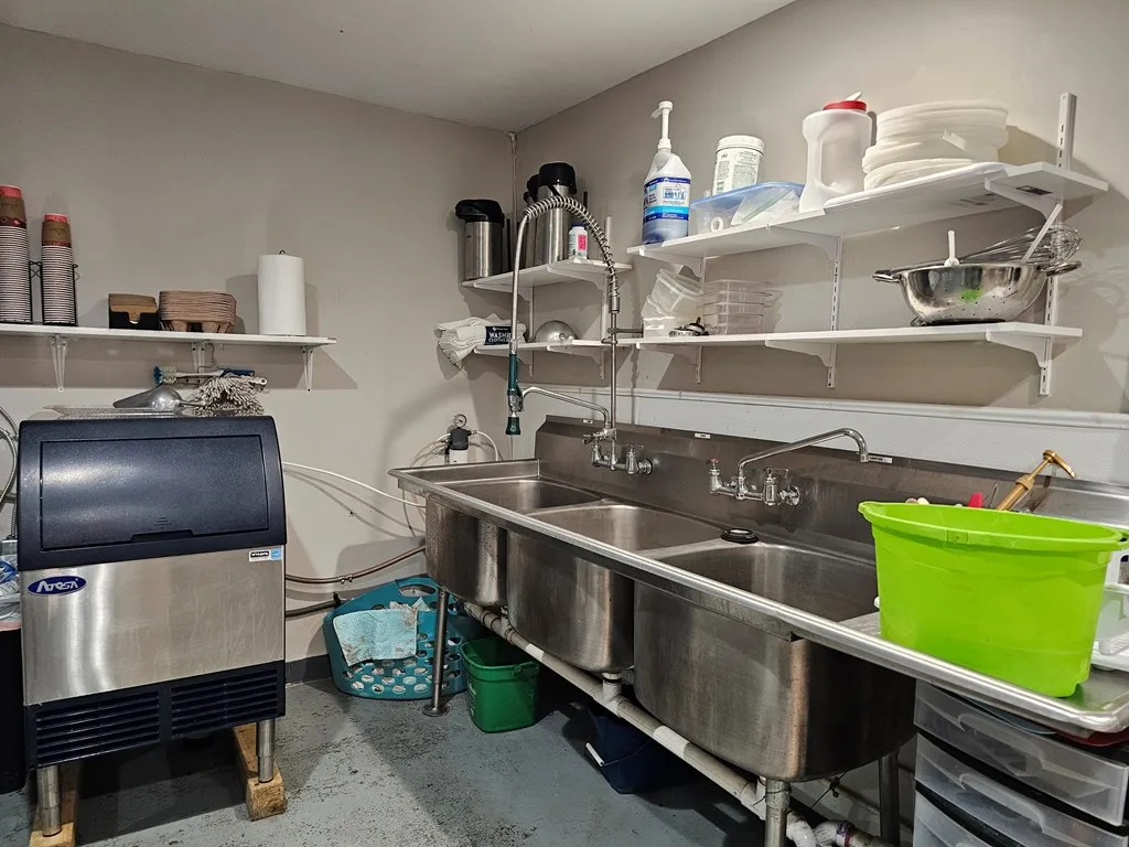 2335 Nys Route 352, Big Flats, New York 14905, Big Flats, New York 14905, ,Commercial Sale,Closed,2335 Nys Route 352, Big Flats, New York 14905,0,R1617409