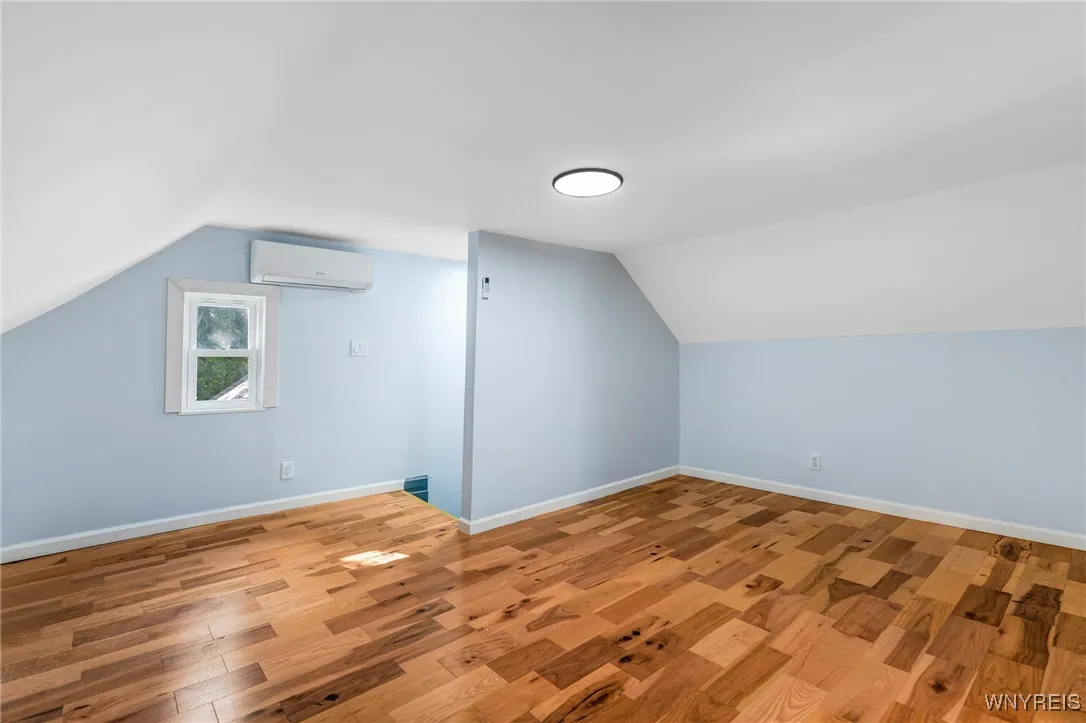 152 Mulberry Street, Buffalo, New York 14204, Buffalo, New York 14204, 3 Bedrooms Bedrooms, 8 Rooms Rooms,1 BathroomBathrooms,Residential,For Sale,152 Mulberry Street, Buffalo, New York 14204,B1617293