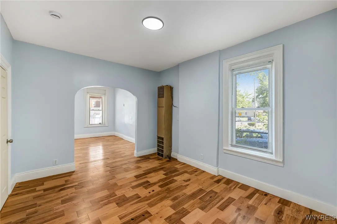 152 Mulberry Street, Buffalo, New York 14204, Buffalo, New York 14204, 3 Bedrooms Bedrooms, 8 Rooms Rooms,1 BathroomBathrooms,Residential,For Sale,152 Mulberry Street, Buffalo, New York 14204,B1617293