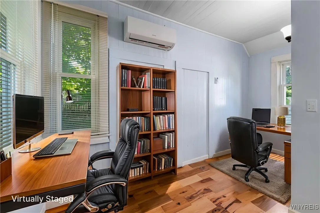 152 Mulberry Street, Buffalo, New York 14204, Buffalo, New York 14204, 3 Bedrooms Bedrooms, 8 Rooms Rooms,1 BathroomBathrooms,Residential,For Sale,152 Mulberry Street, Buffalo, New York 14204,B1617293