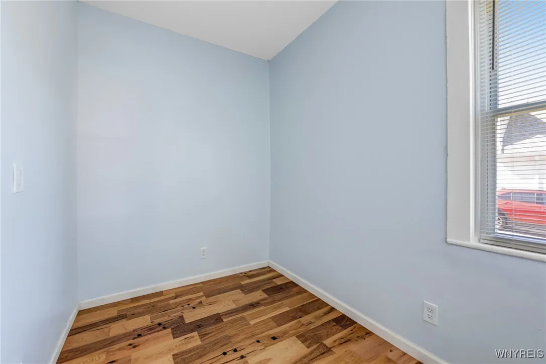 152 Mulberry Street, Buffalo, New York 14204, Buffalo, New York 14204, 3 Bedrooms Bedrooms, 8 Rooms Rooms,1 BathroomBathrooms,Residential,For Sale,152 Mulberry Street, Buffalo, New York 14204,B1617293
