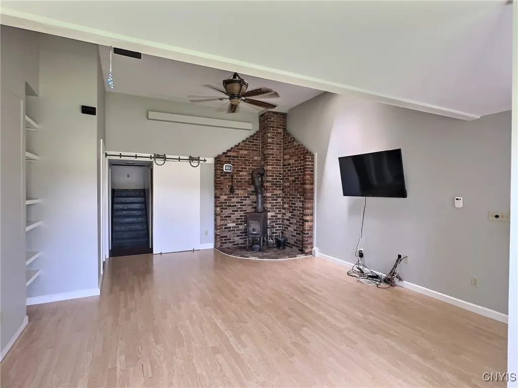 4177 Austin Road, Venice, New York 13118, Venice, New York 13118, 4 Bedrooms Bedrooms, 8 Rooms Rooms,2 BathroomsBathrooms,Residential,For Sale,4177 Austin Road, Venice, New York 13118,0,S1617422