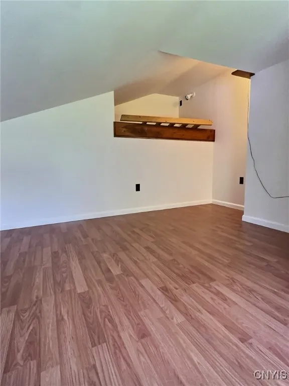 Upper level BR 2
