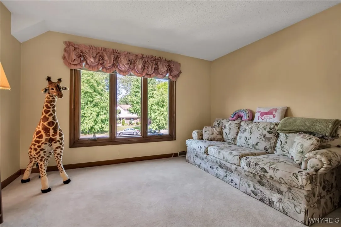 83 Randwood Drive, Amherst, New York 14068, Amherst, New York 14068, 5 Bedrooms Bedrooms, 10 Rooms Rooms,3 BathroomsBathrooms,Residential,Closed,83 Randwood Drive, Amherst, New York 14068,0,B1616579