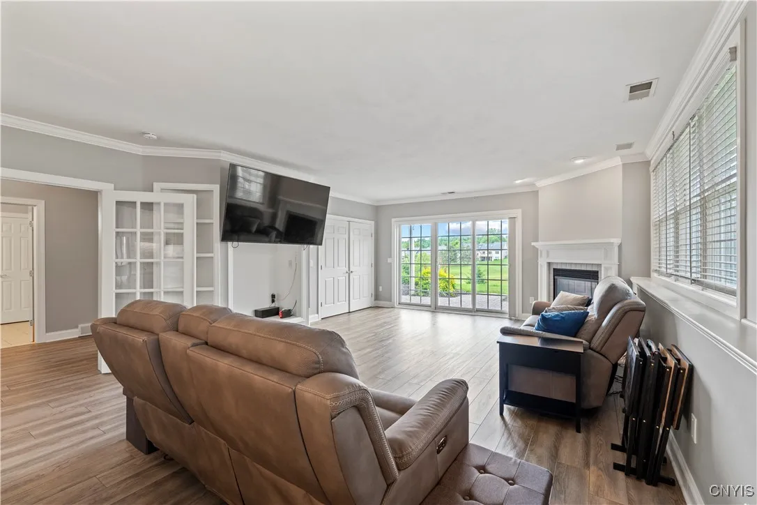 6092 Bay Hill Circle, Dewitt, New York 13078, De Witt, New York 13078, 4 Bedrooms Bedrooms, 9 Rooms Rooms,2 BathroomsBathrooms,Residential,Closed,6092 Bay Hill Circle, Dewitt, New York 13078,S1617190