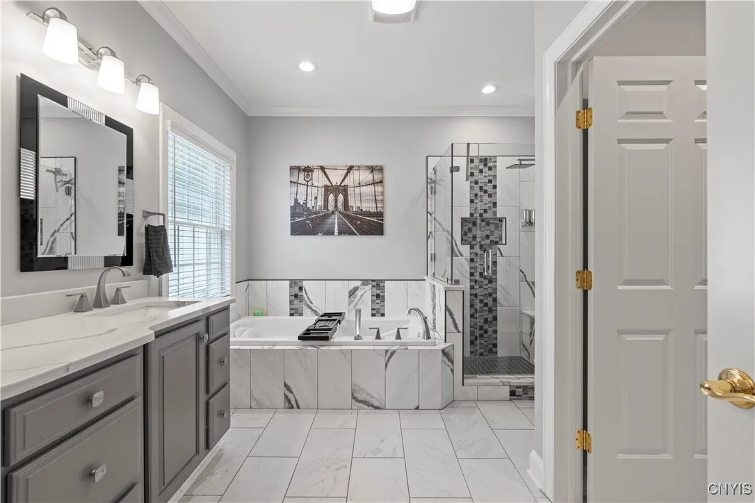 6092 Bay Hill Circle, Dewitt, New York 13078, De Witt, New York 13078, 4 Bedrooms Bedrooms, 9 Rooms Rooms,2 BathroomsBathrooms,Residential,Closed,6092 Bay Hill Circle, Dewitt, New York 13078,S1617190