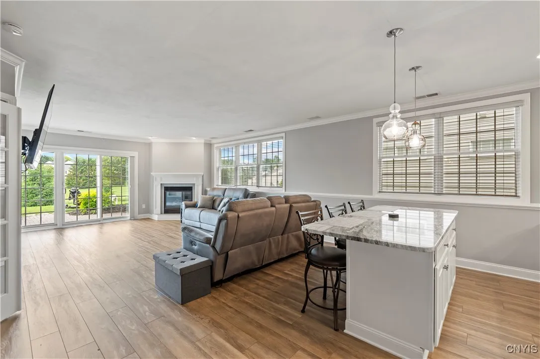 6092 Bay Hill Circle, Dewitt, New York 13078, De Witt, New York 13078, 4 Bedrooms Bedrooms, 9 Rooms Rooms,2 BathroomsBathrooms,Residential,Closed,6092 Bay Hill Circle, Dewitt, New York 13078,S1617190
