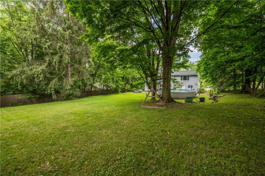 917 Whalen Road, Penfield, New York 14526, Penfield, New York 14526, 4 Bedrooms Bedrooms, 7 Rooms Rooms,2 BathroomsBathrooms,Residential,Closed,917 Whalen Road, Penfield, New York 14526,0,R1617547