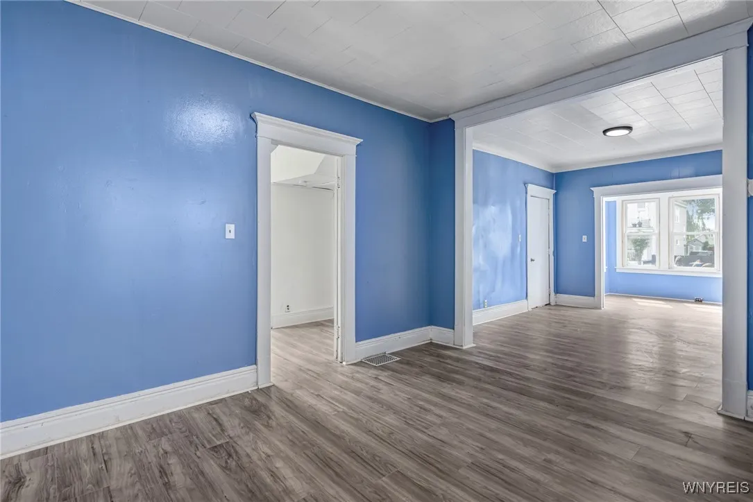 641 Hopkins Street, Buffalo, New York 14220, Buffalo, New York 14220, 6 Bedrooms Bedrooms, ,2 BathroomsBathrooms,Residential,For Sale,641 Hopkins Street, Buffalo, New York 14220,B1617630