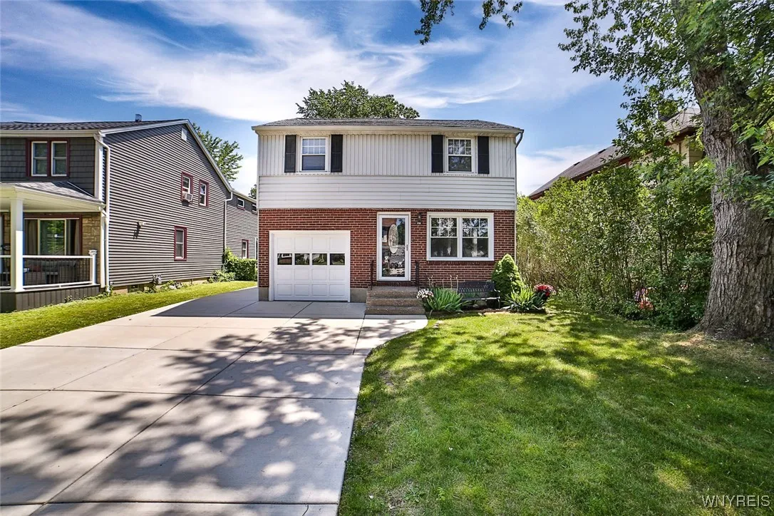 218 Hamilton Dr Drive, Amherst, New York 14226, Amherst, New York 14226, 3 Bedrooms Bedrooms, 10 Rooms Rooms,1 BathroomBathrooms,Residential,Closed,218 Hamilton Dr Drive, Amherst, New York 14226,B1616799
