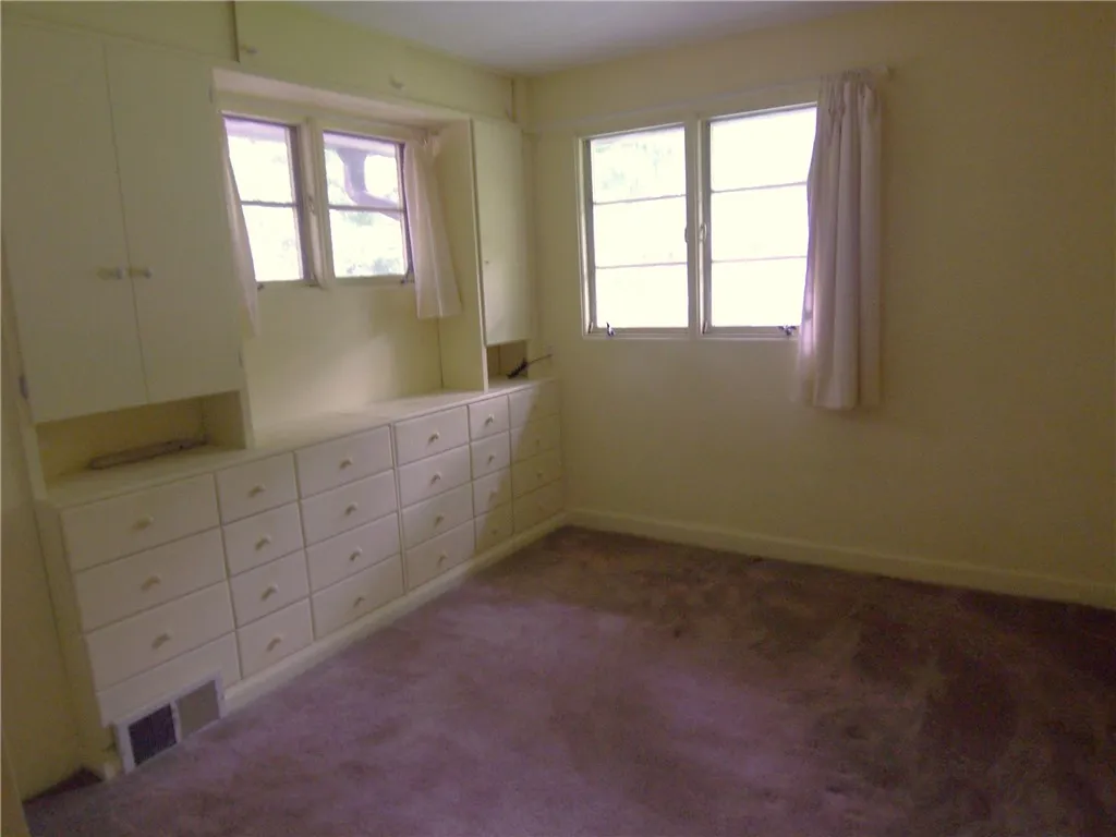 45 Greenaway Rd, Brighton, New York 14610, Brighton, New York 14610, 3 Bedrooms Bedrooms, 6 Rooms Rooms,2 BathroomsBathrooms,Residential,Closed,45 Greenaway Rd, Brighton, New York 14610,R1616500