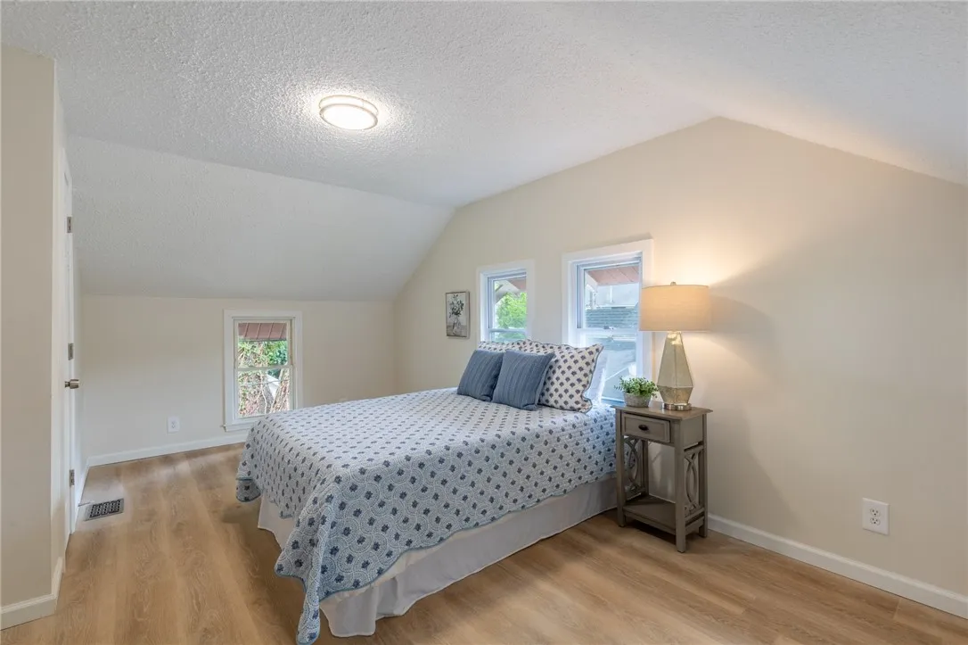3666 Lake Avenue, Rochester, New York 14612, Rochester, New York 14612, 3 Bedrooms Bedrooms, 7 Rooms Rooms,1 BathroomBathrooms,Residential,Closed,3666 Lake Avenue, Rochester, New York 14612,0,R1617334