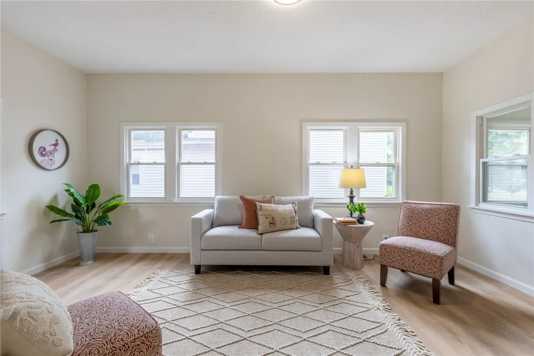 3666 Lake Avenue, Rochester, New York 14612, Rochester, New York 14612, 3 Bedrooms Bedrooms, 7 Rooms Rooms,1 BathroomBathrooms,Residential,Closed,3666 Lake Avenue, Rochester, New York 14612,0,R1617334