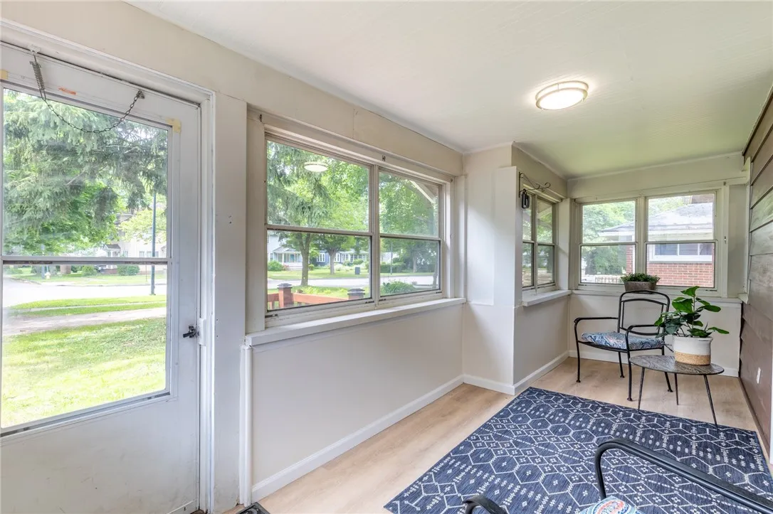 3666 Lake Avenue, Rochester, New York 14612, Rochester, New York 14612, 3 Bedrooms Bedrooms, 7 Rooms Rooms,1 BathroomBathrooms,Residential,Closed,3666 Lake Avenue, Rochester, New York 14612,0,R1617334