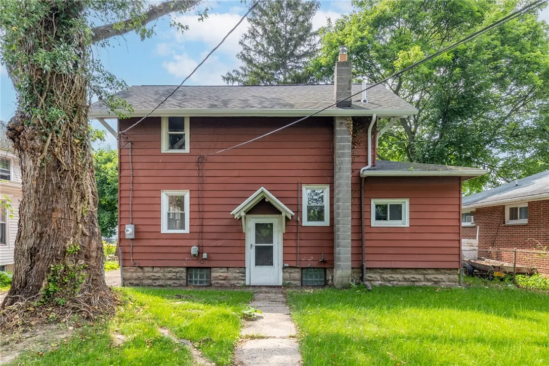 3666 Lake Avenue, Rochester, New York 14612, Rochester, New York 14612, 3 Bedrooms Bedrooms, 7 Rooms Rooms,1 BathroomBathrooms,Residential,Closed,3666 Lake Avenue, Rochester, New York 14612,0,R1617334