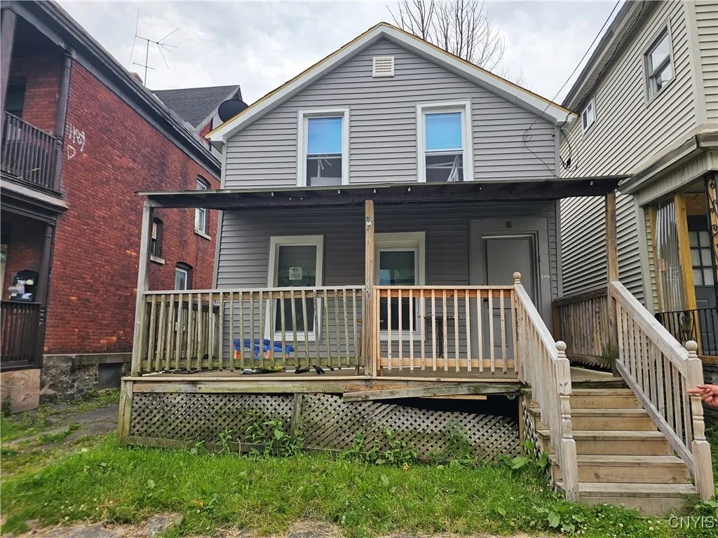 108 Gold Street, Utica, New York 13501, Utica, New York 13501, 4 Bedrooms Bedrooms, ,Multi Family,For Sale,108 Gold Street, Utica, New York 13501,S1617811